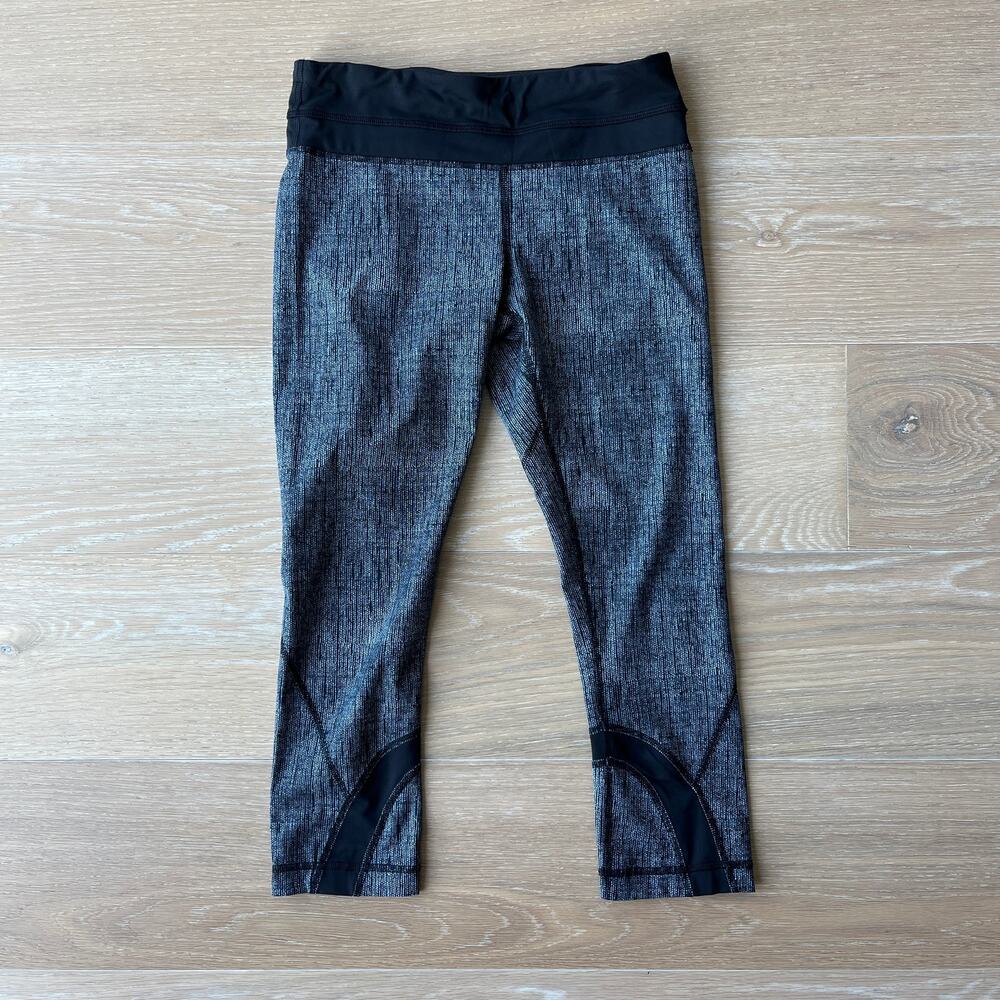 Lululemon Run Inspire Crop II All Luxtreme Leggings Burlap Texture Black Dune